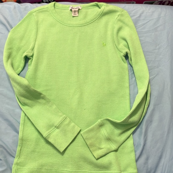 Three girls long sleeve shirts. - Picture 4 of 4